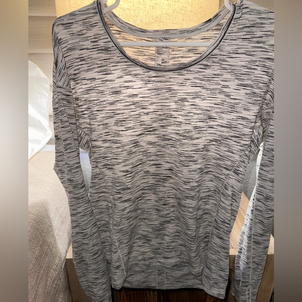 Not see through, long sleeve lulu lemon